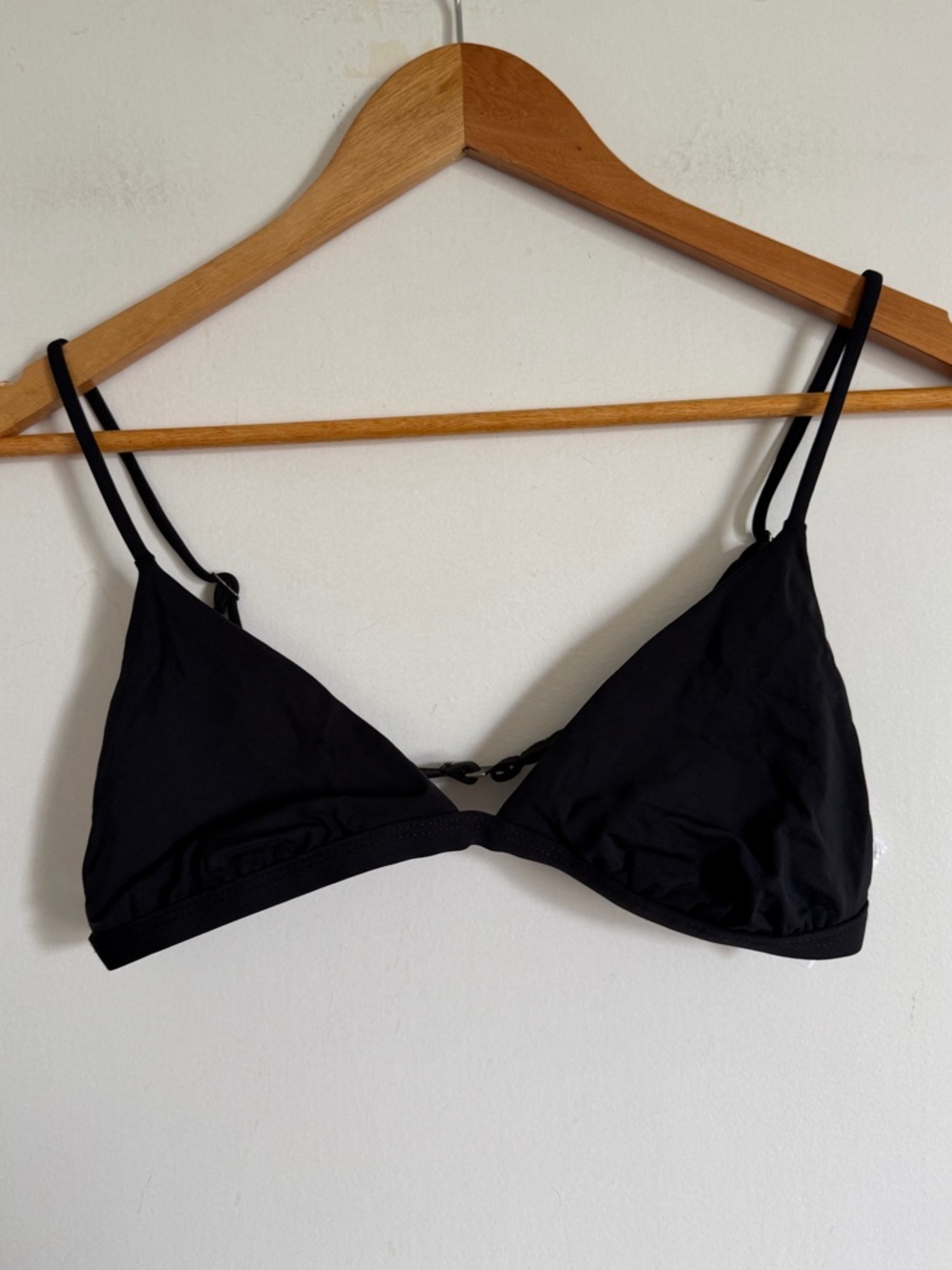Kikirio Swim Black Classic Triangle Adjustable Strap Swim Bikini Top size M EUC